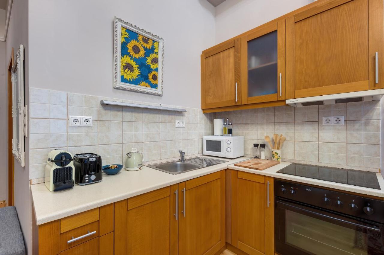 Bohemian Studio In The City Centre Budapest Exteriör bild